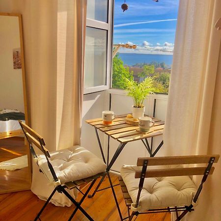 ホテル Quarto Com Vista Do Rio Tejo リスボン エクステリア 写真